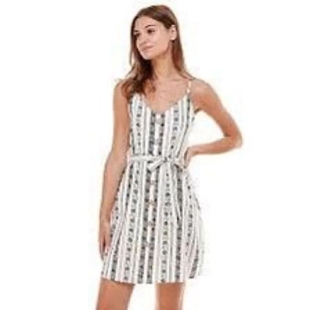 Juniors' Lily Rose Sleeveless Belted Button Front Dress SZ S